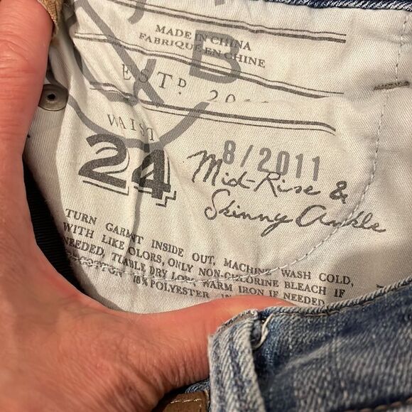 EUC! Treasure and Bond Distressed Mid-Rise Skinny Ankle Jeans - Size 24 - Picture 6 of 11